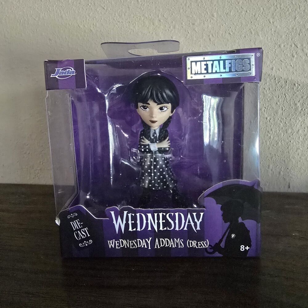 Jada Metalfigs WEDNESDAY Diecast Addams Family Uniform Version Brand new
